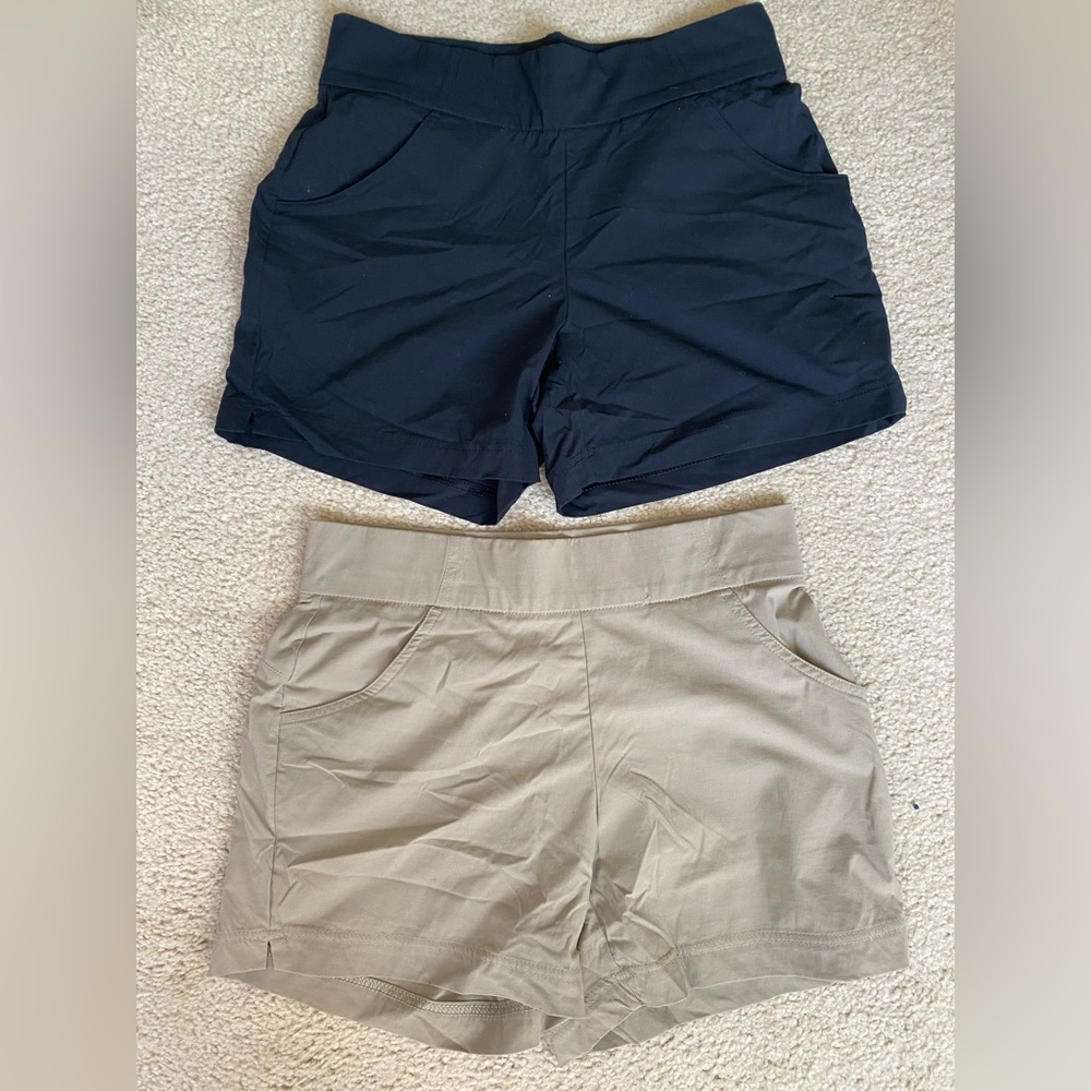 2 pairs of Columbia Anytime casual shorts (women)